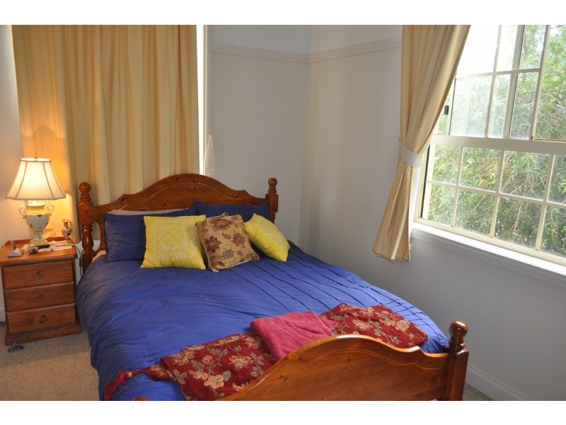 27 Pye Street, Eugowra NSW 2806
