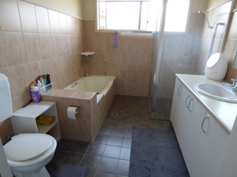 14 Facey Street, Forbes NSW 2871