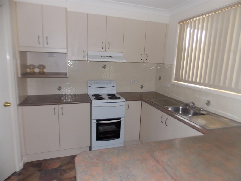 39 Alluvial Street, Parkes NSW 2870