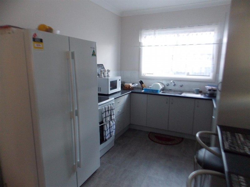 10 Oxley Street, Parkes NSW 2870