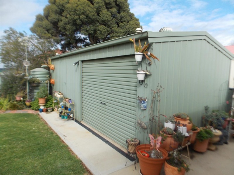 21 Glenburnie Close, Parkes NSW 2870