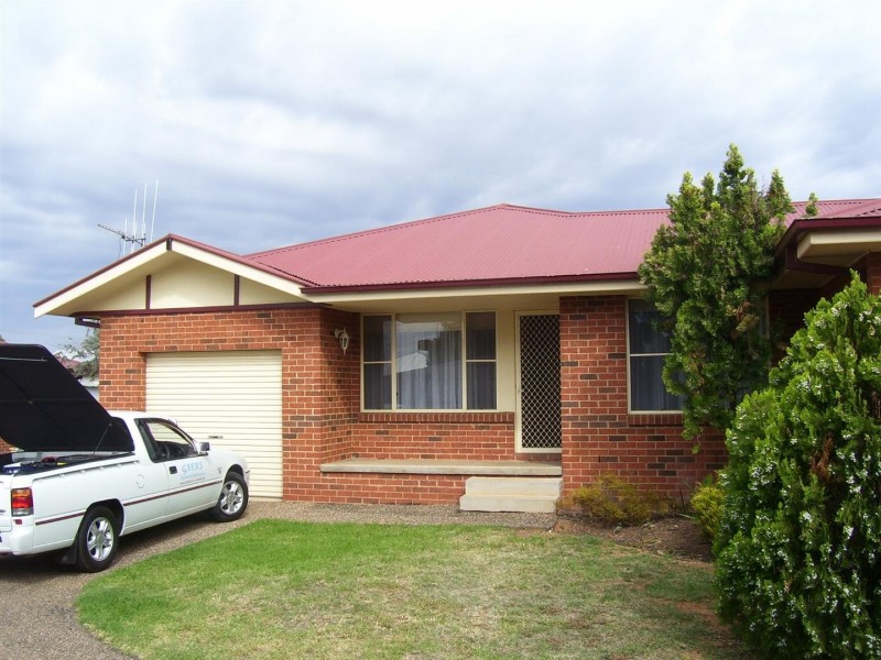 3/35a Cecile Street, Parkes NSW 2870