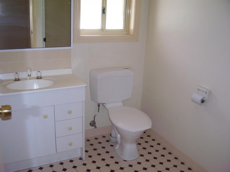 3/35a Cecile Street, Parkes NSW 2870