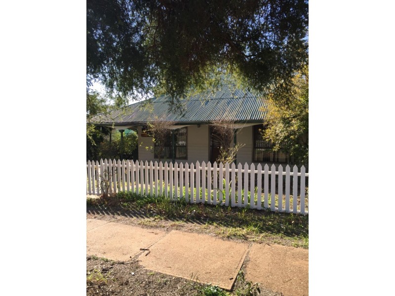 3 Lestrange St, Condobolin NSW 2877