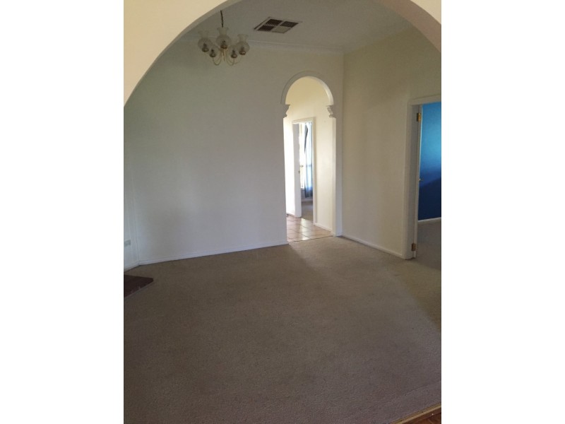 3 Lestrange St, Condobolin NSW 2877