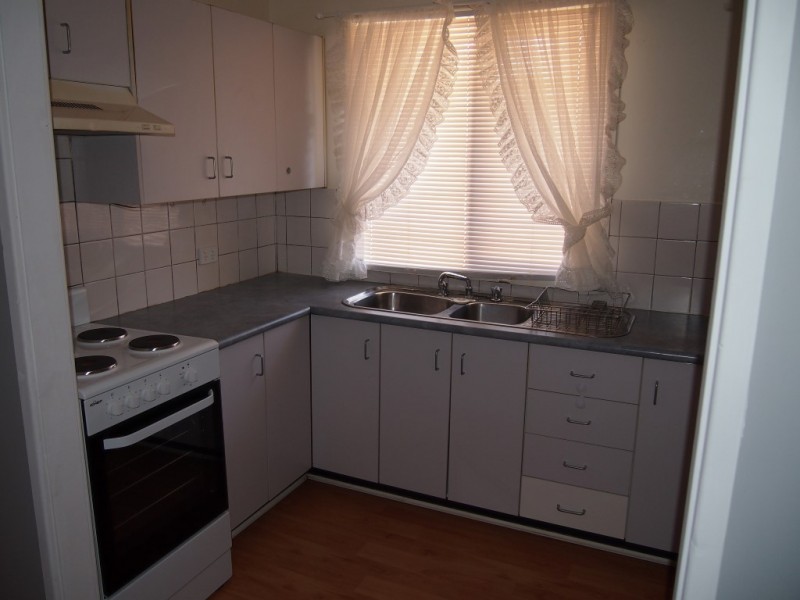 5 Hall St, Condobolin NSW 2877