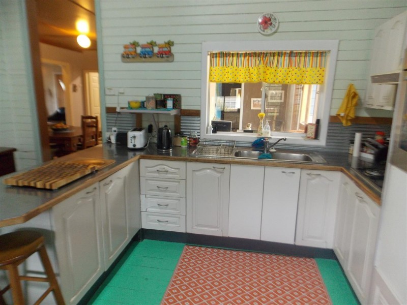 13 Hutton Street, Trundle NSW 2875