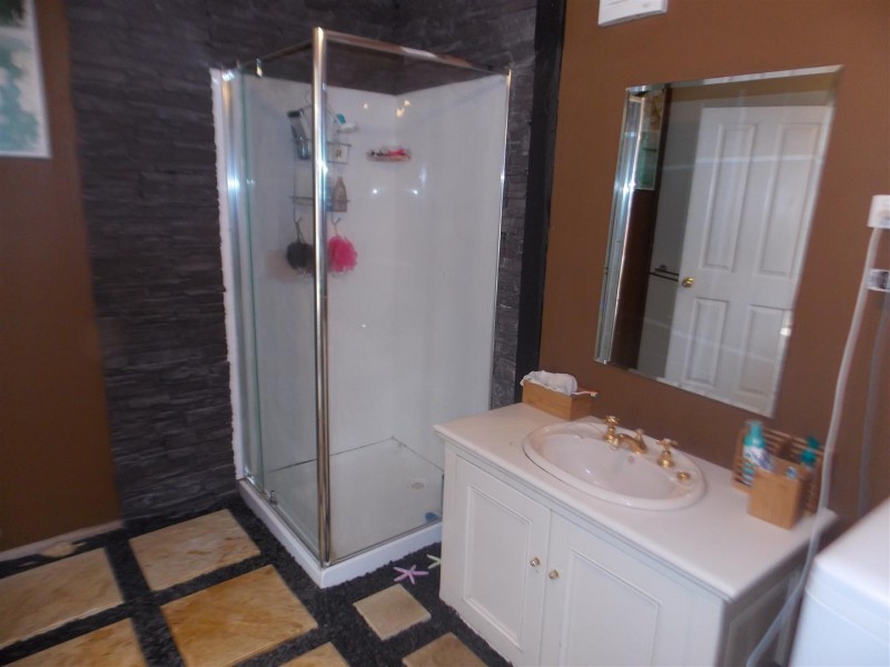 13 Hutton Street, Trundle NSW 2875