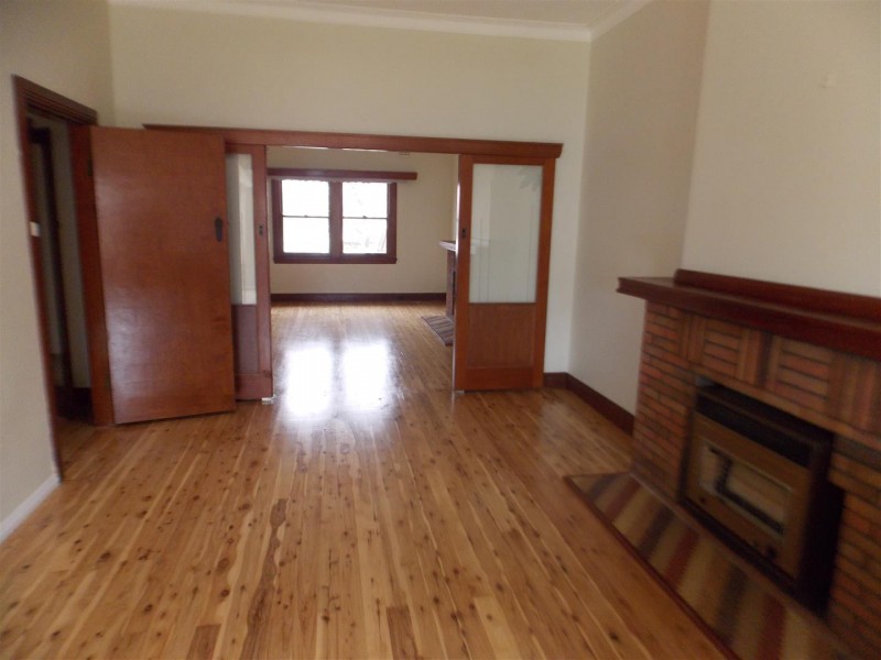 20 Victoria Street, Parkes NSW 2870