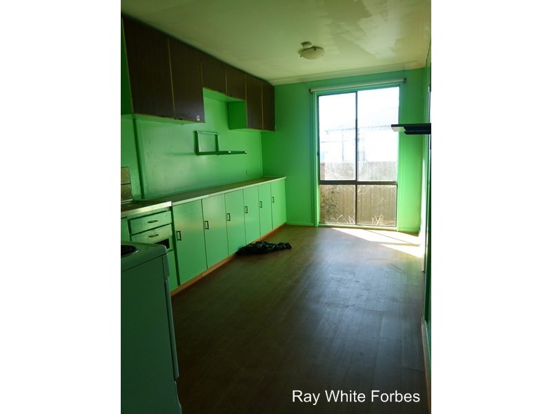 15 Acacia Ave, Forbes NSW 2871