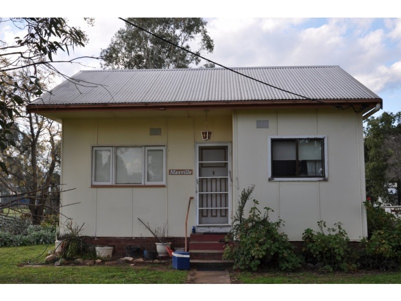 9 Oberon Street, Eugowra NSW 2806