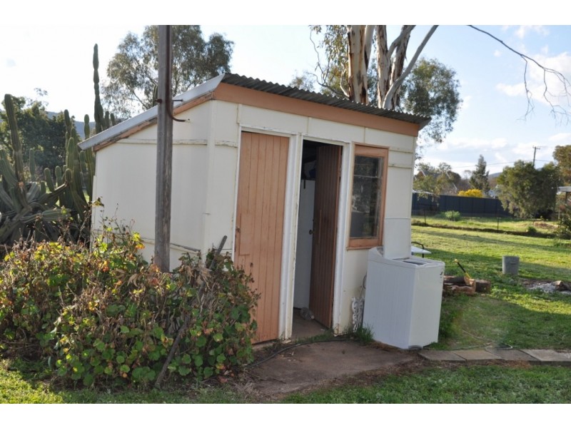 9 Oberon Street, Eugowra NSW 2806