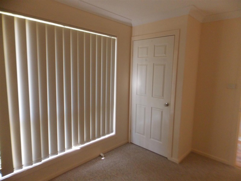 9 Guillan Place, Parkes NSW 2870