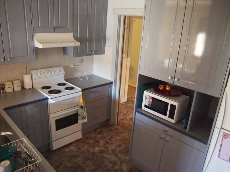 2 Elizabeth Street, Parkes NSW 2870