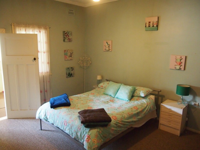 2 Elizabeth Street, Parkes NSW 2870