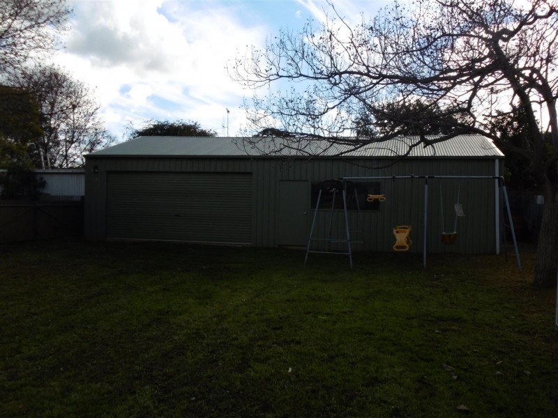 22 Station Street, Parkes NSW 2870