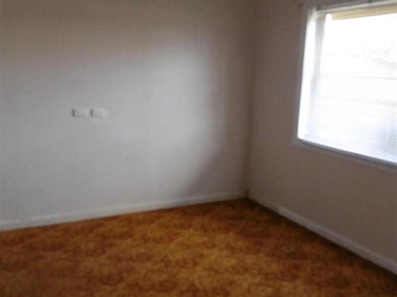 22 Station Street, Parkes NSW 2870