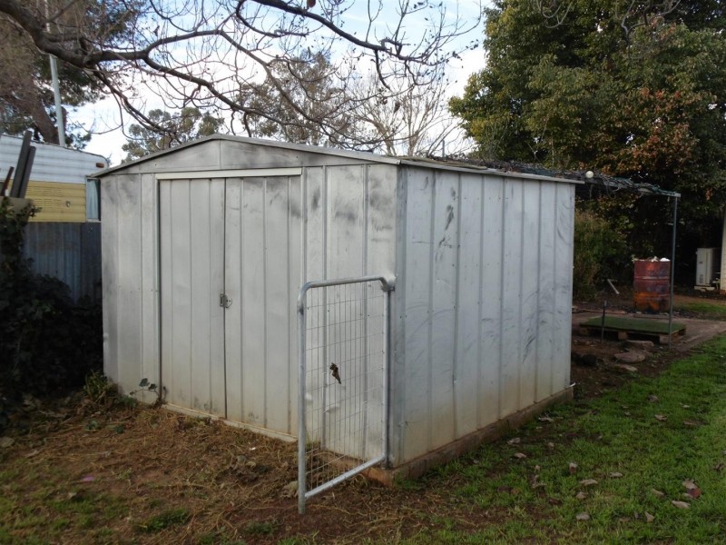 22 Station Street, Parkes NSW 2870