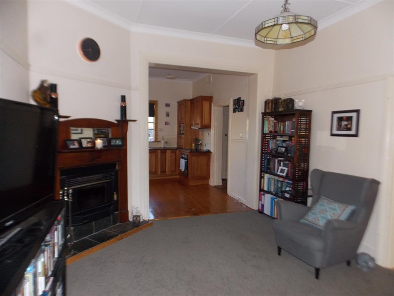 41 Mitchell Street, Parkes NSW 2870