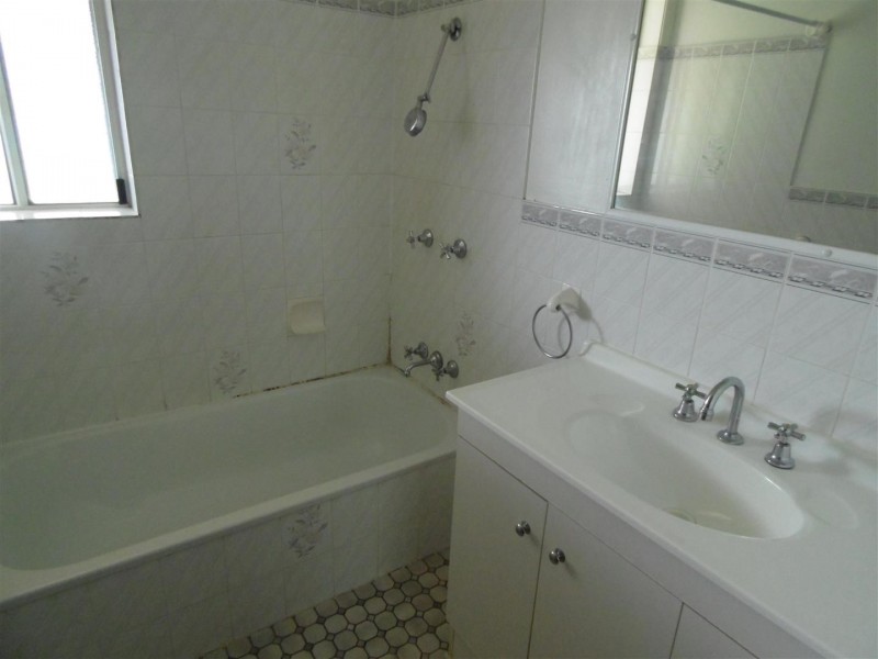 1 Danilenko Street, Parkes NSW 2870