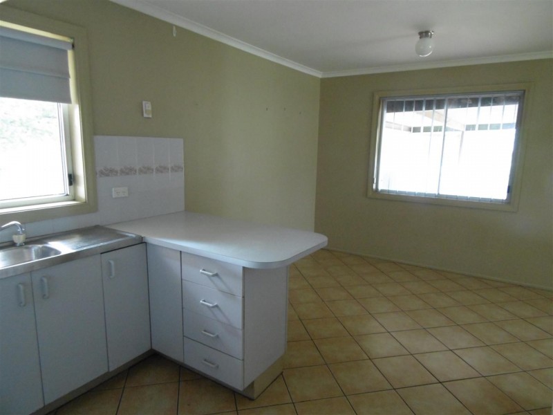 1 Danilenko Street, Parkes NSW 2870