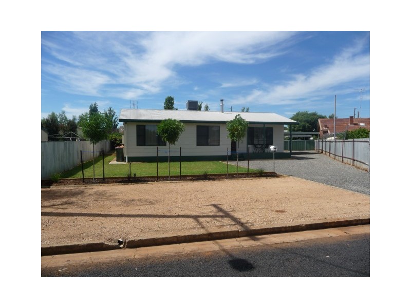 3 Junction Street, Parkes NSW 2870