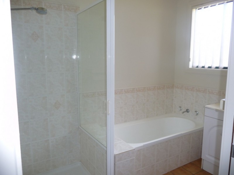 3 Junction Street, Parkes NSW 2870