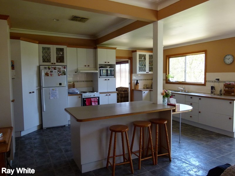 232 Bathurst Street, Forbes NSW 2871