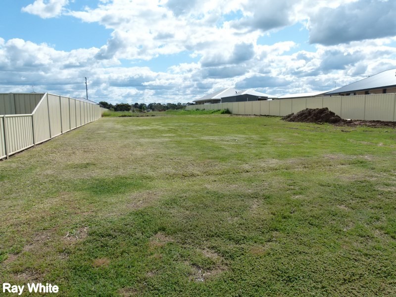 7 Dunstan Close, Forbes NSW 2871