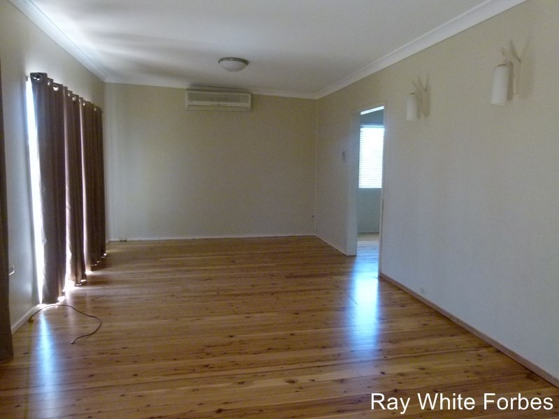 14 Facey Street, Forbes NSW 2871