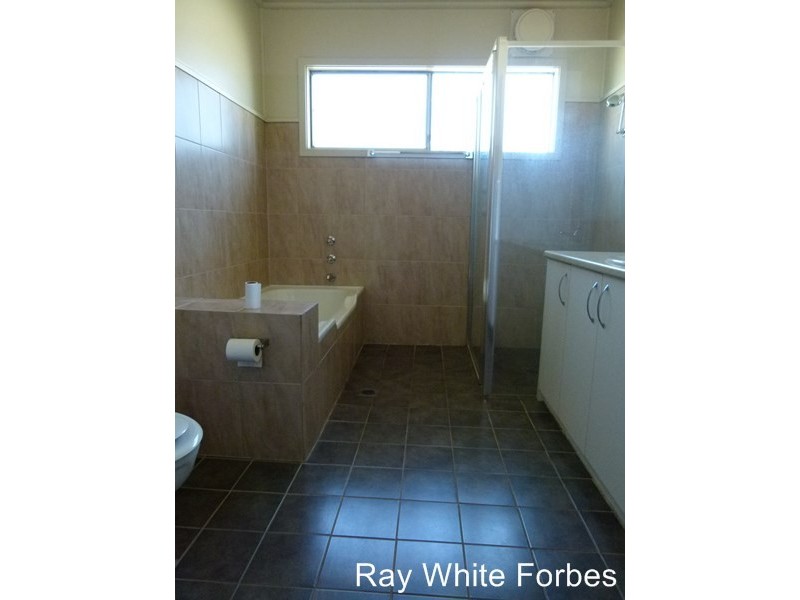 14 Facey Street, Forbes NSW 2871