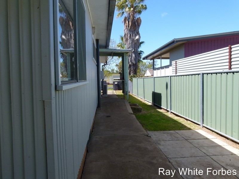 14 Facey Street, Forbes NSW 2871