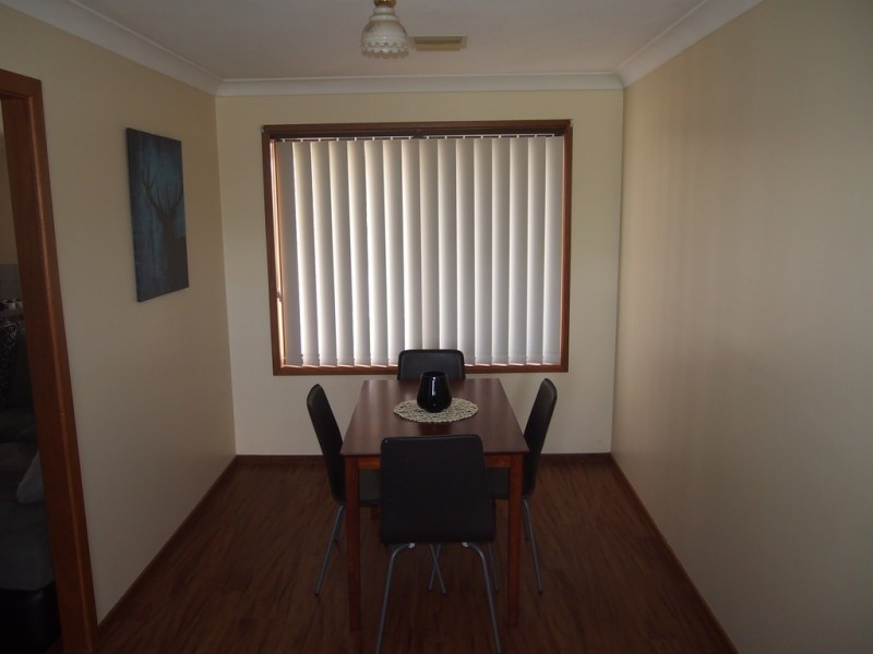 13 Barton Street, Parkes NSW 2870