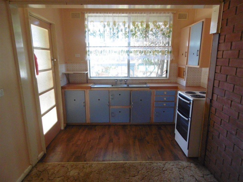 61 High Street, Parkes NSW 2870