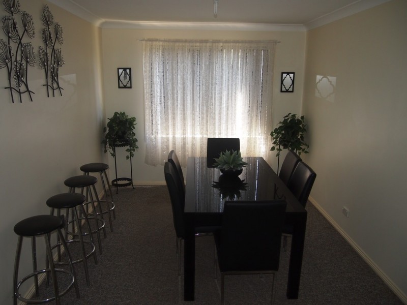 31 Charles Rigg Avenue, Parkes NSW 2870