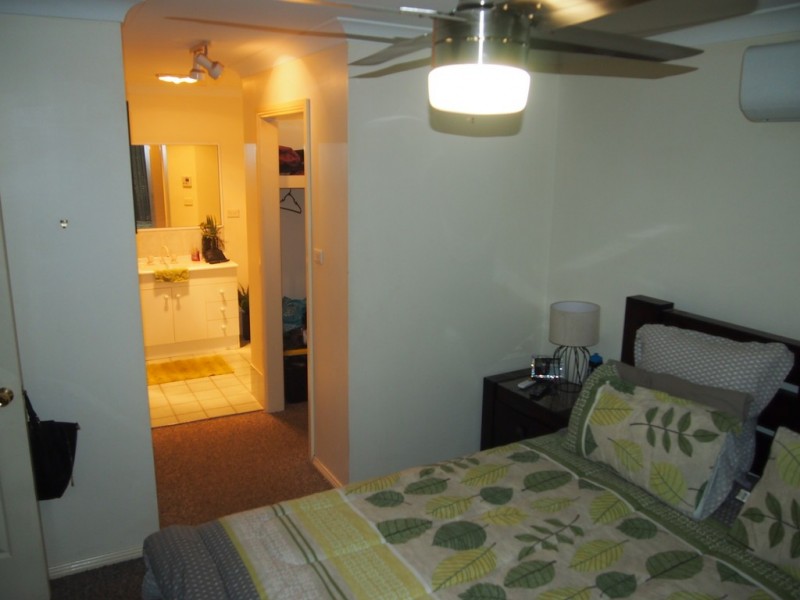 31 Charles Rigg Avenue, Parkes NSW 2870