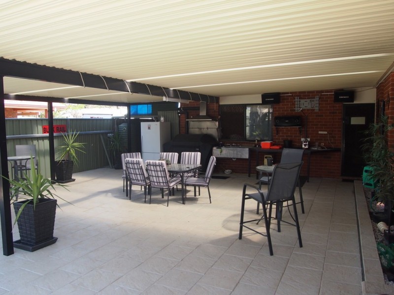 31 Charles Rigg Avenue, Parkes NSW 2870