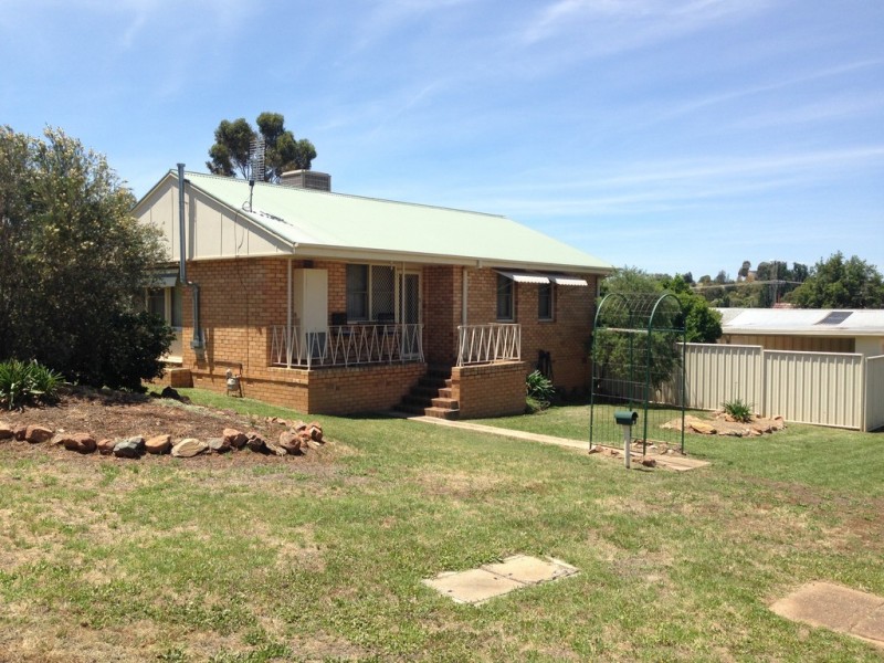 1 Miller Street, Parkes NSW 2870