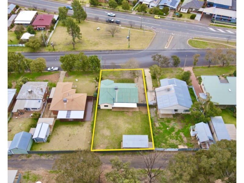 155 Currajong Street, Parkes NSW 2870