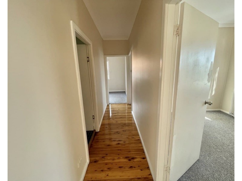 155 Currajong Street, Parkes NSW 2870