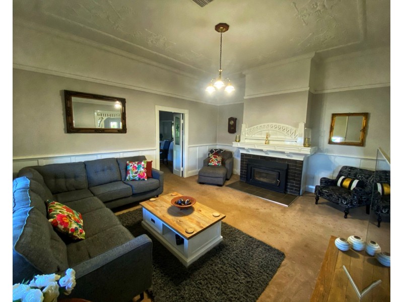 60 William Street, Condobolin NSW 2877