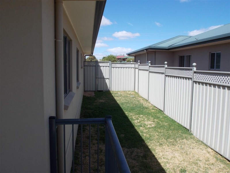 38 Best Street, Parkes NSW 2870