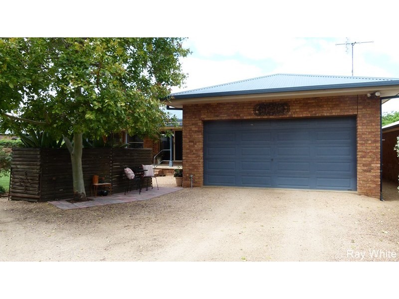 30 Reymond Street, Forbes NSW 2871