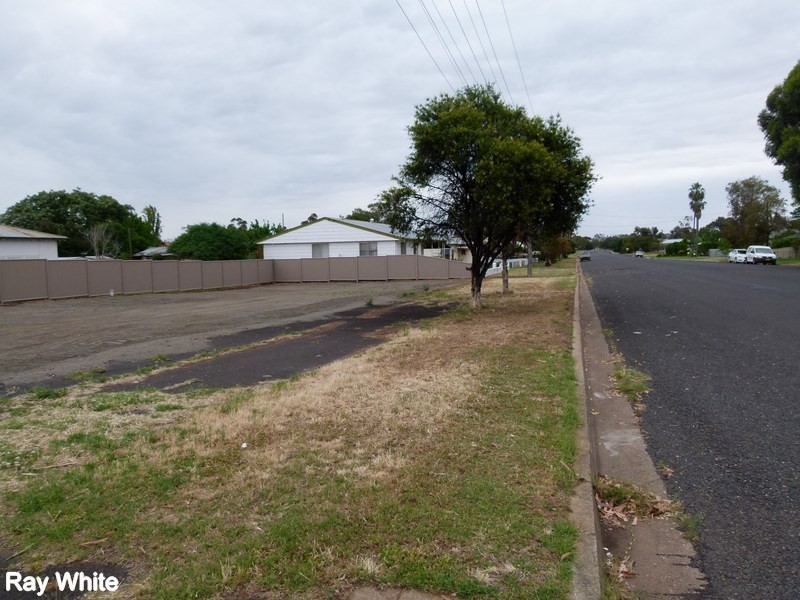 14 Grenfell Street, Forbes NSW 2871