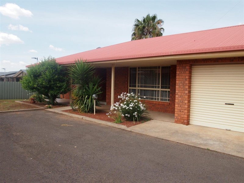 5/16-18 Ebelina Crescent, Parkes NSW 2870