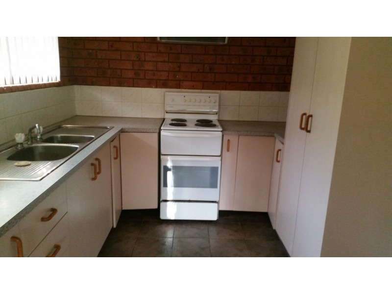 1/45 Cecile Street, Parkes NSW 2870