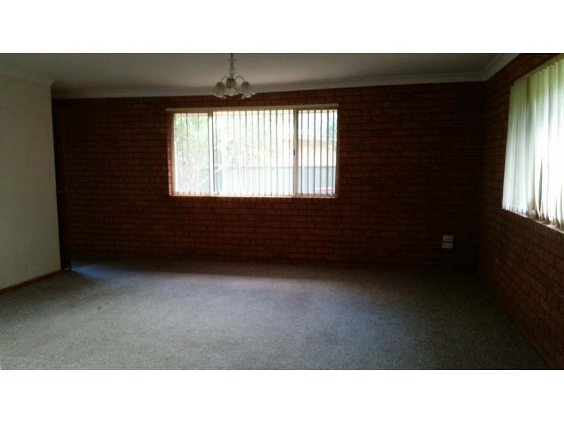 1/45 Cecile Street, Parkes NSW 2870