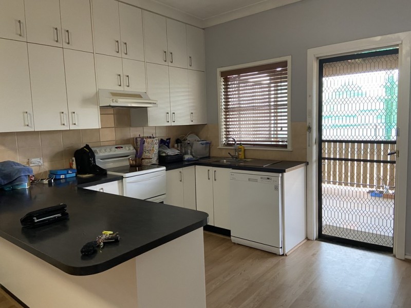 12 Sydney Street, Parkes NSW 2870