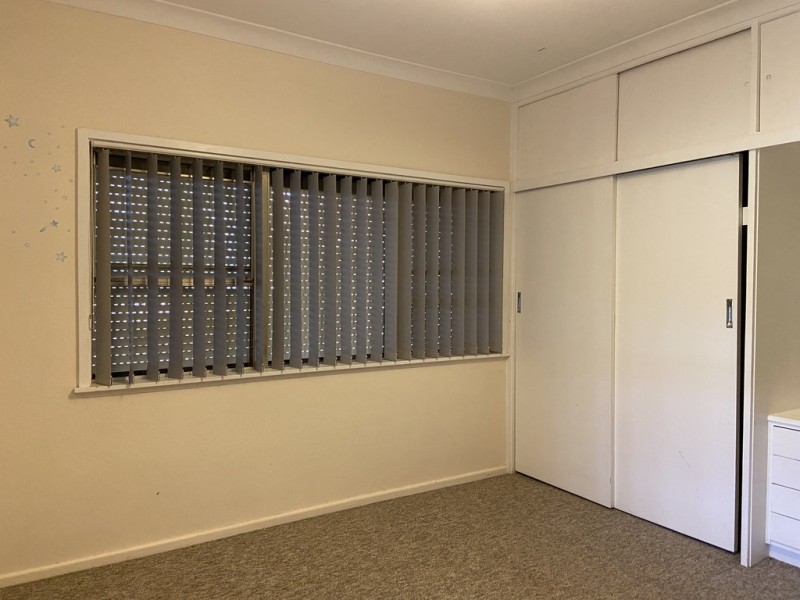 12 Sydney Street, Parkes NSW 2870