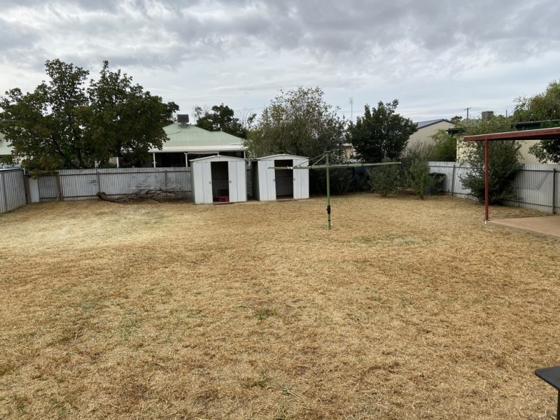 12 Sydney Street, Parkes NSW 2870
